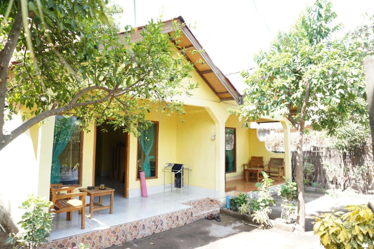 Aura Guest House Gili Air Exterior photo