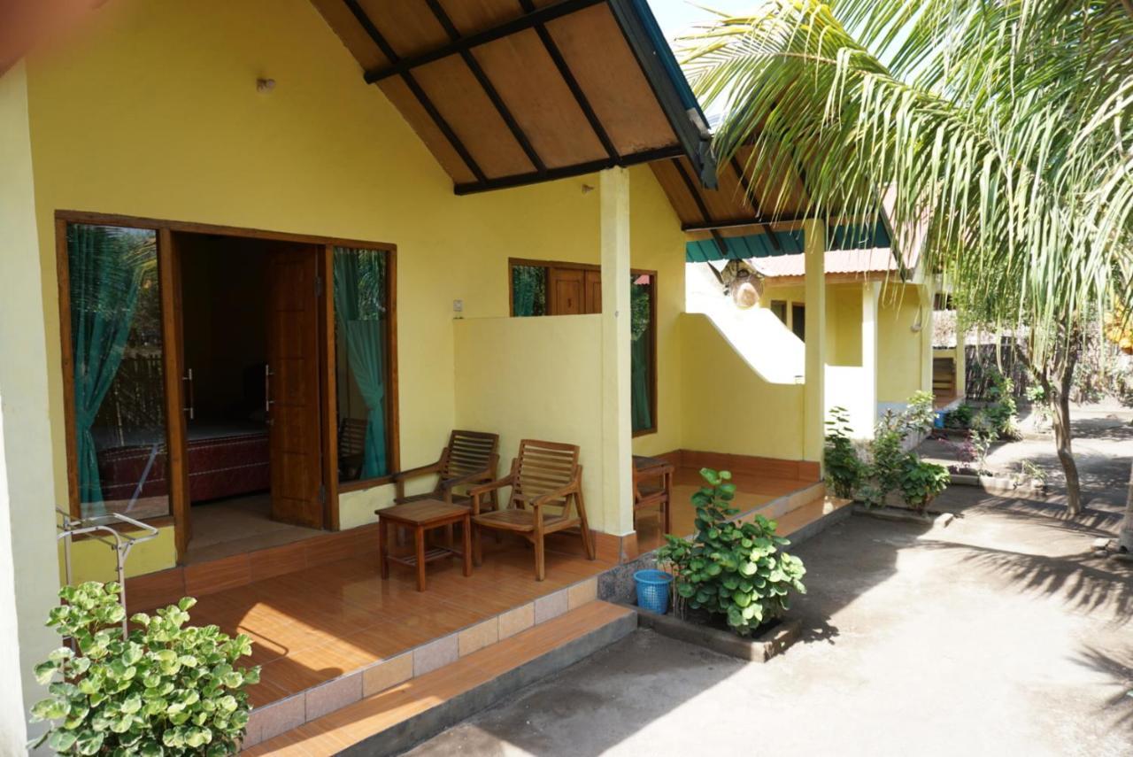 Aura Guest House Gili Air Exterior photo