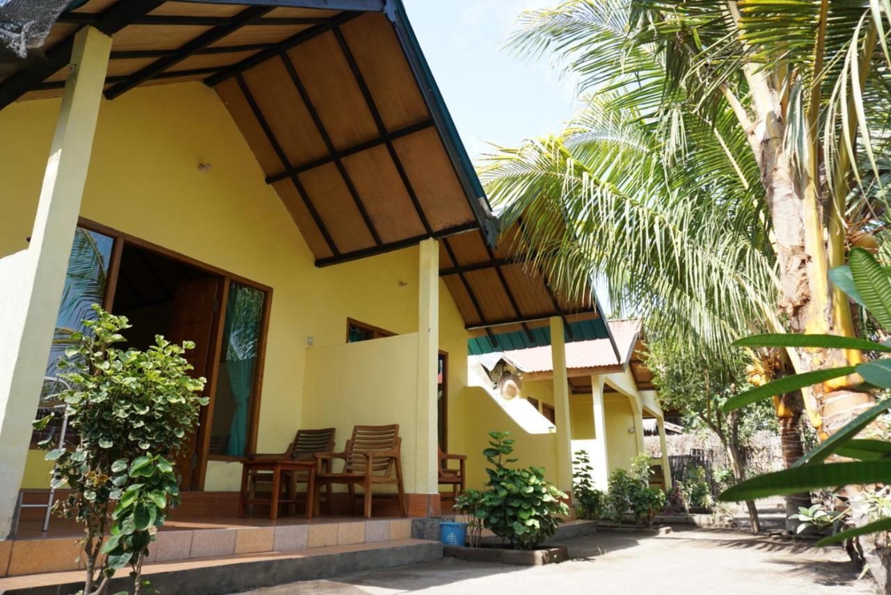 Aura Guest House Gili Air Exterior photo